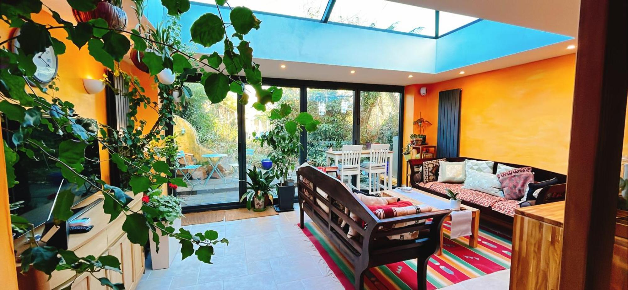 카디프 Funky Urban Jungle B&B 외부 사진